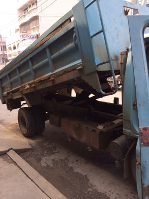 รถบรรทุก6ล้อ อีซูซุห้างแท้110แรง