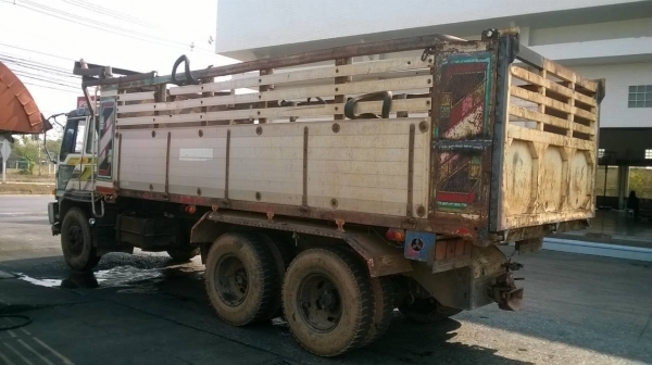 ขายแล้วครับ ไอ้หลง MA วางเครื่อง 6D15 เทอร์โบอินเตอร์ 240 แรงม้า พร้อมระบบลากลูก ทะเบียนเต็มพร้อมโอนครับ ขายแล้วครับ ไอ้หลง MA วางเครื่อง 6D15 เทอร์โบอินเตอร์ 240 แรงม้า พร้อมระบบลากลูก ทะเบียนเต็มพร้อมโอนครับ