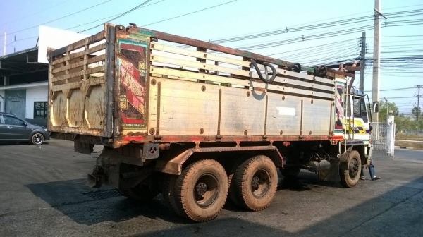 ขายแล้วครับ ไอ้หลง MA วางเครื่อง 6D15 เทอร์โบอินเตอร์ 240 แรงม้า พร้อมระบบลากลูก ทะเบียนเต็มพร้อมโอนครับ ขายแล้วครับ ไอ้หลง MA วางเครื่อง 6D15 เทอร์โบอินเตอร์ 240 แรงม้า พร้อมระบบลากลูก ทะเบียนเต็มพร้อมโอนครับ