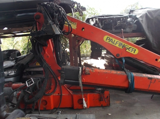 ขาย PALFINGER ยกได้ 7 ตัน (ของเก่านอก)