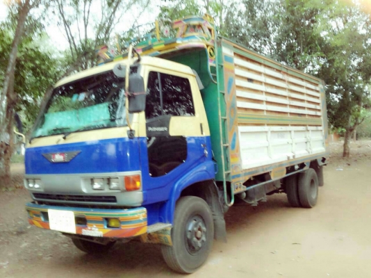 รถ 6 ล้อ hino Super เสี่ย ดั้ม เกษตร