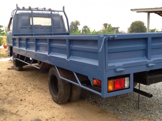 รถหกล้อ อิซูสุ