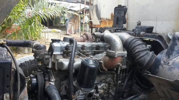 ขายพ่วงแม่-ลูก 3 คานดั้ม ไอ้หลงเทอร์โบ UERO1 FN528 ปี 41 เครื่อง 6D17 Tuerbo 220 แรงม้า คัสซีสวยตลอดเส้น ยางเต็ม ทะเบียนพร้อมโอนครับ