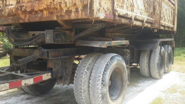 ขายพ่วงแม่-ลูก 3 คานดั้ม ไอ้หลงเทอร์โบ UERO1 FN528 ปี 41 เครื่อง 6D17 Tuerbo 220 แรงม้า คัสซีสวยตลอดเส้น ยางเต็ม ทะเบียนพร้อมโอนครับ