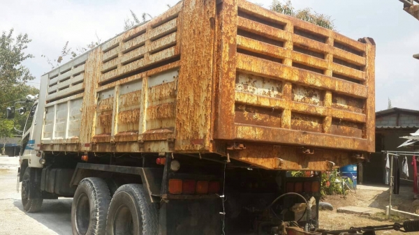 ขายพ่วงแม่-ลูก 3 คานดั้ม ไอ้หลงเทอร์โบ UERO1 FN528 ปี 41 เครื่อง 6D17 Tuerbo 220 แรงม้า คัสซีสวยตลอดเส้น ยางเต็ม ทะเบียนพร้อมโอนครับ