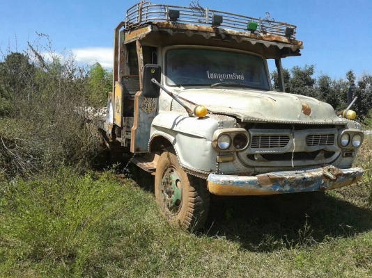 ขายเทนเลอร์ 10 ล้อหัวยาว เพลาเดียว ไม่มีเล่มทะเบียน เครื่อง 6BB1 145 แรงม้า เฟืองท้าย FUSO ราคาต่อรองได้ครับ