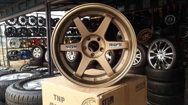 TE37 ขอบ18 แม็กใหม่ หน้า9.5 หลัง10.5 ก้านตรง TE37 ขอบ18 แม็กใหม่ หน้า9.5 หลัง10.5 ก้านตรง