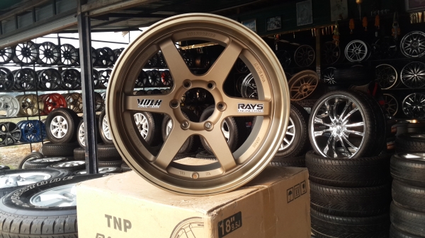 TE37 ขอบ18 แม็กใหม่ หน้า9.5 หลัง10.5 ก้านตรง