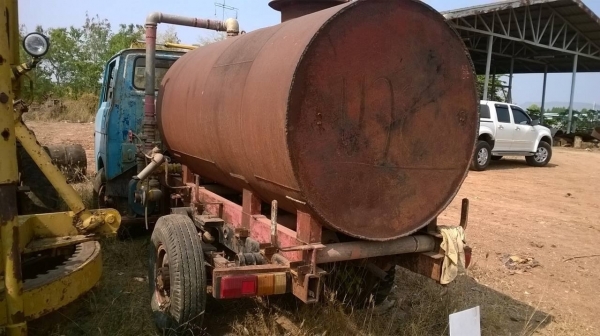 ขายรถบรรทุกน้ำ 4 ล้อ ISUZU 74 แรง คัสซีสวย ถัง 1,500 ลิตร รถใช้งานได้ปกติ ปั้มปั่นน้ำครบ ทะเบียนแจ้งจอด ราคาต่อรองได้ครับ