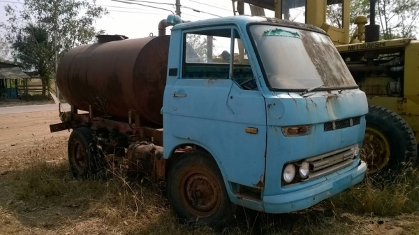 ขายรถบรรทุกน้ำ 4 ล้อ ISUZU 74 แรง คัสซีสวย ถัง 1,500 ลิตร รถใช้งานได้ปกติ ปั้มปั่นน้ำครบ ทะเบียนแจ้งจอด ราคาต่อรองได้ครับ