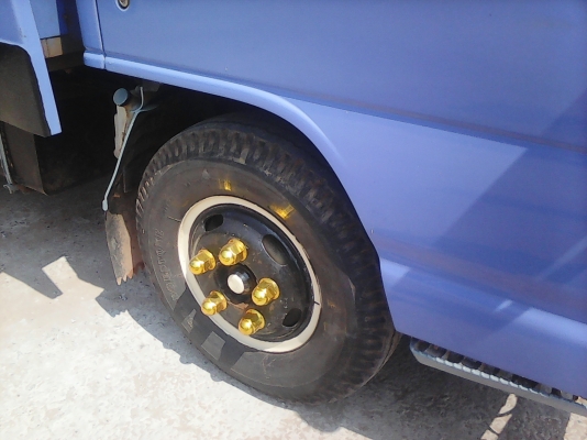 หกล้อ อีซูซุ NKR130แรง ปี46 แอร์ พ.เวอร์ สภาพดีพร้อมใช้งาน ทะเบียนพร้อมโอน