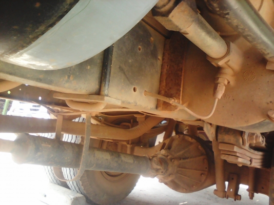 หกล้อ อีซูซุ NKR130แรง ปี46 แอร์ พ.เวอร์ สภาพดีพร้อมใช้งาน ทะเบียนพร้อมโอน