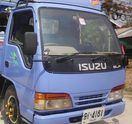 หกล้อ อีซูซุ NKR130แรง ปี46 แอร์ พ.เวอร์ สภาพดีพร้อมใช้งาน ทะเบียนพร้อมโอน