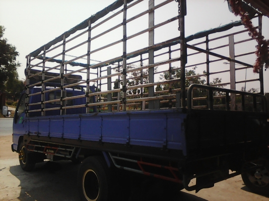 หกล้อ อีซูซุ NKR130แรง ปี46 แอร์ พ.เวอร์ สภาพดีพร้อมใช้งาน ทะเบียนพร้อมโอน