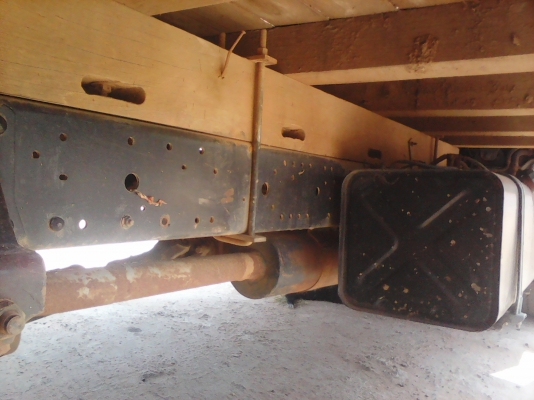 หกล้อ อีซูซุ NKR130แรง ปี46 แอร์ พ.เวอร์ สภาพดีพร้อมใช้งาน ทะเบียนพร้อมโอน