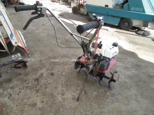 เครื่องพรวนดิน     HONDA    F210   รหัสสินค้า : 14002048  หรือเพิ่มเติมไดที่ www.nihonmono.com