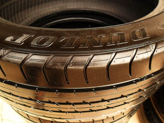 ยางแก้มเตี้ยขอบ16 ดันล็อป195-45-R16ลงพื้นกลางปี13(4เส้น3,400บ)ดอกหนามาก90\% ยางแก้มเตี้ยขอบ16 ดันล็อป195-45-R16ลงพื้นกลางปี13(4เส้น3,400บ)ดอกหนามาก90\%