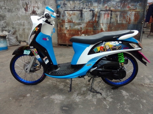 All New Fino FI ลายแฟชั่น รถปี57 (รถ10เดือน )เครื่องเดิมๆแต่งลงล้อ มาราคาเร้าๆครับ