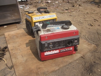 ขาย- เครื่องปั่นไฟ ตัวเล็ก SHINDAIWA: EG 500 และ SUZUKI: SX 800R มือสองญี่ปุน ถูก เพียงตัวละ 4,800 บาทครับ