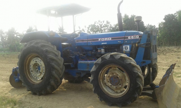 ขายฟอร์ด 6610 สองเพาคานคาราโร่ ปั้มกลมไอดีใหญ่ ดันหน้าหาง 7 เล่มทะเบียน