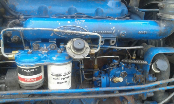 ขายฟอร์ด 6610 สองเพาคานคาราโร่ ปั้มกลมไอดีใหญ่ ดันหน้าหาง 7 เล่มทะเบียน