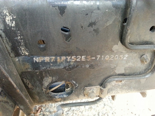 ขายISUZU NPR130แรง ปี49ยาว5เมตร เครื่องดี แคชซีสวย ยางดี ภายในสวย แอร์เย็น สวยเดิมทั้งคัน สภาพพร้อมใช้งาน เอกสารพร้อมโอน จัดไฟแนนซ์ได้ เงื่อนไขง่ายๆวันเดียวรับรถ สนใจโทร 090-8588220คุณนะ 093-3258446คุณบิวตี้ ID:narong498 หรือ www.truck.in.th/498 หรือfb:ณร