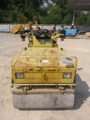 รถบดสั่นสะเทือน SAKAI TW350 เก่าญี่ปุ่น