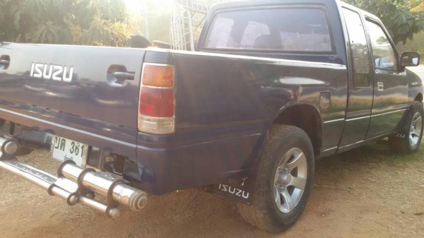 ขายรถกระบะ ISUZU TFR ปี33 เครื่องดี แคชซีสวย สภาพพร้อมใช้งาน เอกสารพร้อมโอน สนใจโทร 090-8588220คุณนะ 093-3258446คุณบิวตี้ ID:narong498 หรือ www.truck.in.th/498 หรือfb:ณรงค์ ซื้อขายรถมือสอง(เว็บไซต์ส่วนตัว)