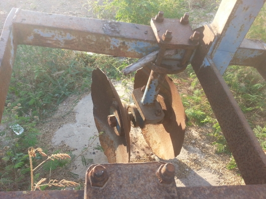 ขายผานสับ/ยกร่องรถไถใหญ่ มี 2 กระทู้