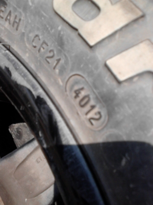 265/70R17 แม๊ก เบ้ดเล่ พร้อมยาง BF Goodrich  MUD -Terrain T/A  ชุด 4  ล้อ  ปี 2012  TEL.081-427-3941