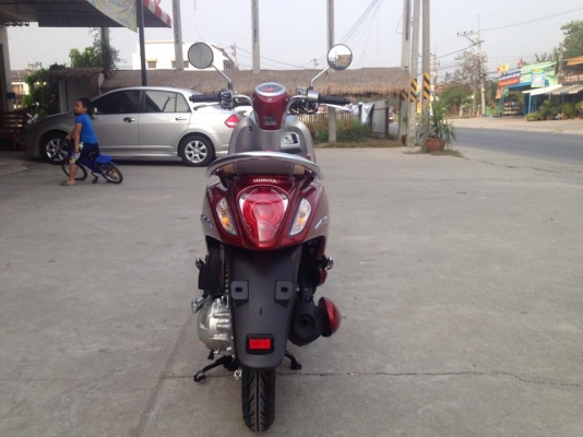 ขาย ฮอนด้า สกู๊ปปี่ไอ รถใหม่ ยังไม่ได้จดทะเบียนประหยัดกว่าออกจากศูนย์ คันล่ะเป็นหมื่น