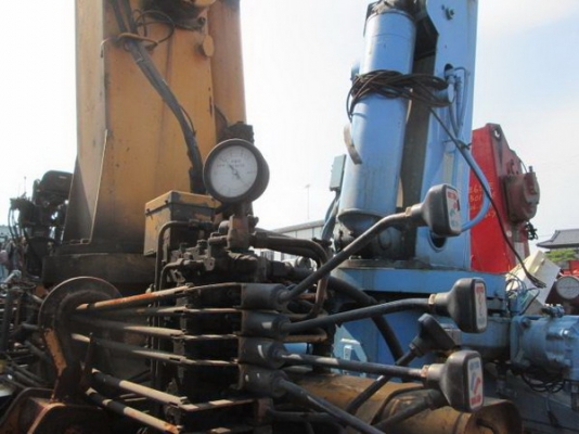 ขายเครนติดหลังรถบรรทุก6ล้อและ10ล้อ ขนาด 2.5-3และ5ตัน ขายเครนติดหลังรถบรรทุก6ล้อและ10ล้อ ขนาด 2.5-3และ5ตัน