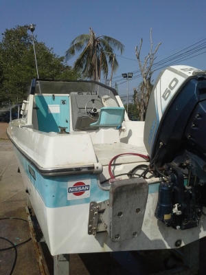 ราคาถูก!!ขายเรือพร้อมเทลเลอร์NISSAN17ฟุตเครื่องNISSAN 50HP
