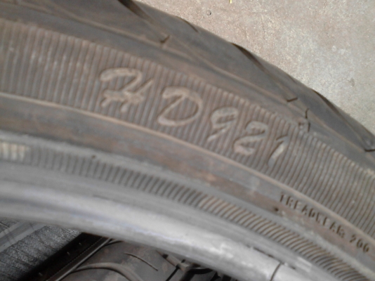 245/35R20 HAIDA HD921 ปี 2014 มี 2 เส้น TEL.081-427-3941