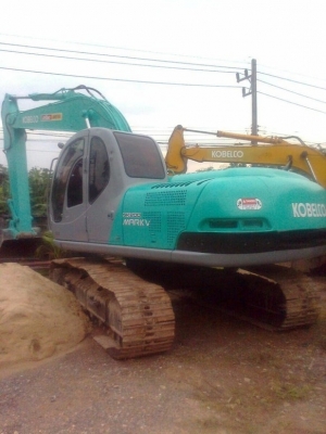 ขายด่วน!! KOBELCO SK200 -5 สภาพสวยค่ะ เอกสารพร้อมสนใจติดต่อ ญาดา 082-4487788