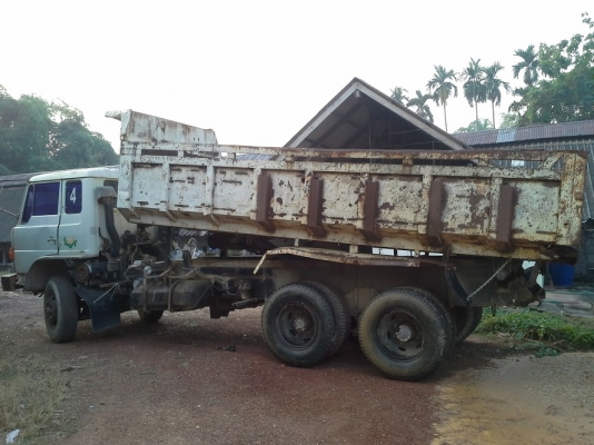 รถบรรทุก ๑๐ ล้อ