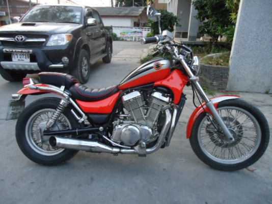 ชอปเปอร์ SUZUKI INTRUDER 750 สีส้ม ดำครับ สภาพดี ทะเบียนแท้ พร้อมโอน 80,000.- เชียงใหม่