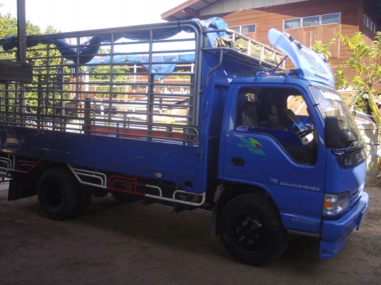 ขายรถบ้าน6ล้อ ISUZU NPR 4.3 ออกห้างเฮียบหงวนมือเดียว ช่วงล่างแน่น แซสซีแจ่มไร้ที่ติ เฟืองท้ายF เครื่องดี เอกสารครบพร้อมใช้พร้อมโอน