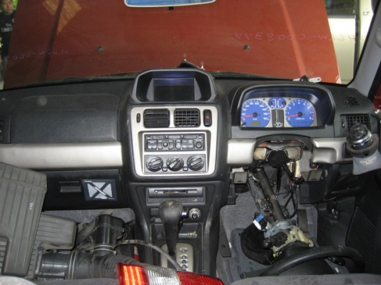 Mitsubishi Pajero I/O 4x4 วิ่งน้อยไม่มีชน Mitsubishi Pajero I/O 4x4 วิ่งน้อยไม่มีชน