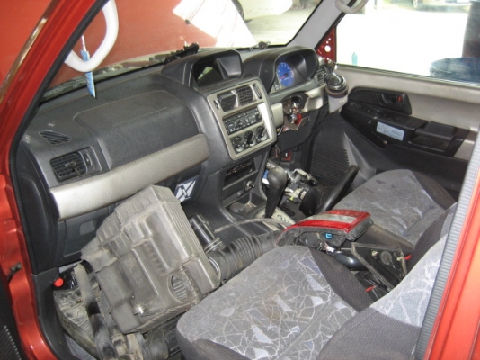 Mitsubishi Pajero I/O 4x4 วิ่งน้อยไม่มีชน Mitsubishi Pajero I/O 4x4 วิ่งน้อยไม่มีชน