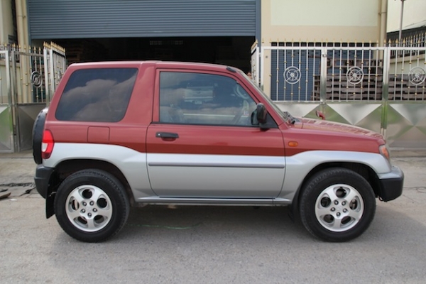Mitsubishi Pajero I/O 4x4 วิ่งน้อยไม่มีชน Mitsubishi Pajero I/O 4x4 วิ่งน้อยไม่มีชน
