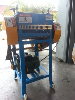 ด่วน! ขายปลีกและขายส่ง เครื่องปอกสายไฟแบบมีตัวบีบ ปอกสายเคเบิ้ลทองแดง มีเนียม สายไฟทุกประเภทที่ติดพีวีซี คุณภาพดีราคาถูก