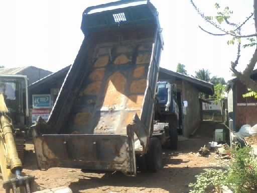 ISUZU NPR เครื่อง 150 แรง หกล้อดั๊มพ์ กระบะดั๊มพ์เหล็ก 4 ตันยาว 3.50 เมตร ภายในเก๋งคอนโซลอยู่ครบ เกียร์สั้น พวงมาลัยเพาเวอร์ ช่วงล่างคัชซีไม่มีดาม คานหน้ากับเฟืองท้ายติด F แล้ว ยาง 8.25 ขอบ 16 เอกสารทะเบียนภาษีครบพร้อมโอน ราคาต่อรองได้ครับ ISUZU NPR เครื่อง 150 แรง หกล้อดั๊มพ์ กระบะดั๊มพ์เหล็ก 4 ตันยาว 3.50 เมตร ภายในเก๋งคอนโซลอยู่ครบ เกียร์สั้น พวงมาลัยเพาเวอร์ ช่วงล่างคัชซีไม่มีดาม คานหน้ากับเฟืองท้ายติด F แล้ว ยาง 8.25 ขอบ 16 เอกสารทะเบียนภาษีครบพร้อมโอน ราคาต่อรองได้ครับ