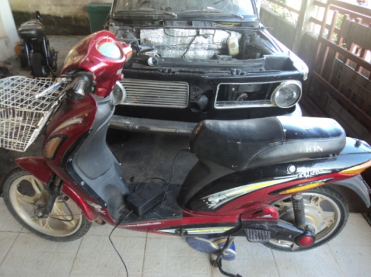 ขายแล้วคับรอส่งรถไฟฟ้า lion 4500บาท