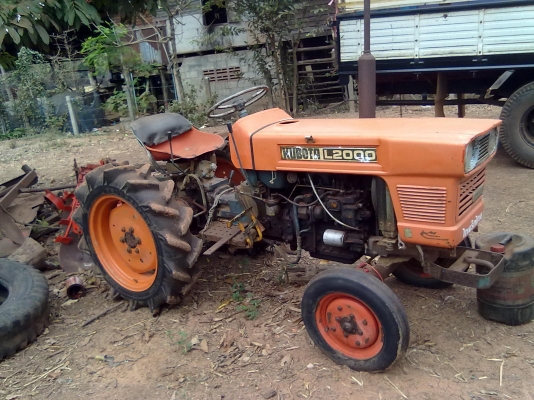 KUBOTA L20 เล็ก อุปกรณ์ครบพร้อมใช้