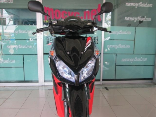 ขาย click110I ลายสตรีท สีดำ แดงรุ่นนี้เครื่องดีมาก รอบเบาแทบไม่ได้ยินเสียง เงียบมาก 27500