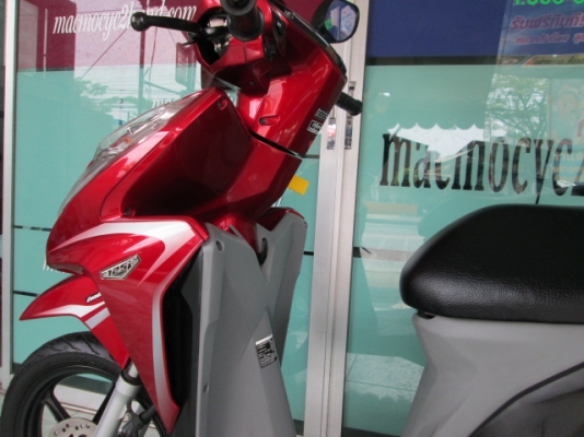 ขาย click110I ลายสตรีท สีดำ แดงรุ่นนี้เครื่องดีมาก รอบเบาแทบไม่ได้ยินเสียง เงียบมาก 27500