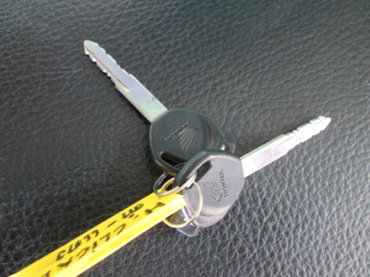 ขาย click110I ลายสตรีท สีดำ แดงรุ่นนี้เครื่องดีมาก รอบเบาแทบไม่ได้ยินเสียง เงียบมาก 27500