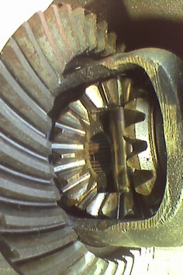 ขายเฟืองท้ายtoyota   ขายแล้วครับขอบคุณพี่เสือครับ