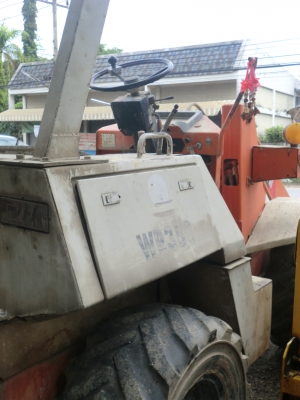 รถตักล้อยางเอวอ่อน  ยี่ห้อ KUBOTA WR350